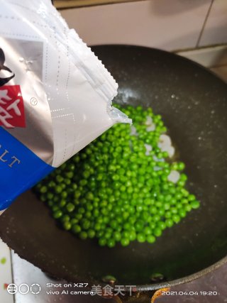 虾仁炒豌豆的做法步骤：5