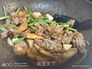 豆角烧鸭肉的做法步骤：8