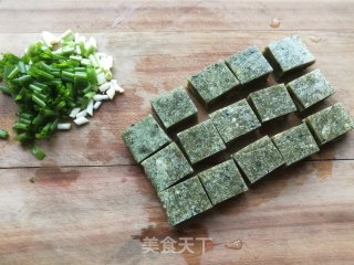 青麻糍煎蛋的做法步骤：1