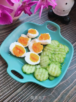 糖醋鸡蛋黄瓜片的做法步骤：7