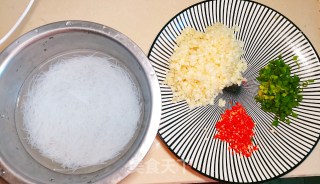 蒜蓉粉丝生蚝的做法步骤：2