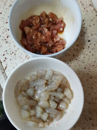虾仁菠萝炒饭的做法步骤：5