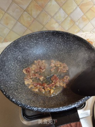 虾仁菠萝炒饭的做法步骤：7