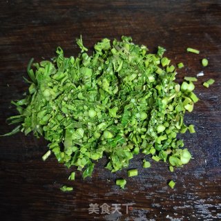 香椿芽煎蛋的做法步骤：4