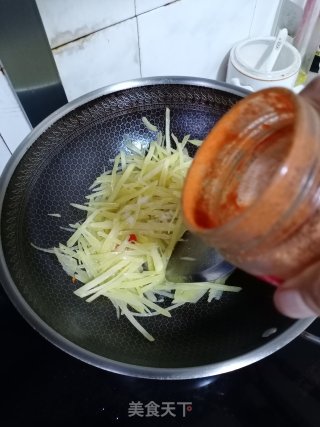 酸辣土豆丝的做法步骤：6