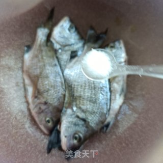 豌豆杞芽海福汤的做法步骤：3