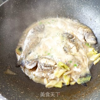 豌豆杞芽海福汤的做法步骤：16