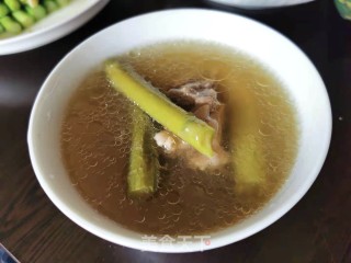 芦笋鸡骨汤的做法步骤：7