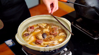 春笋焖鸭的做法步骤：6