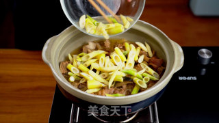 春笋焖鸭的做法步骤：7