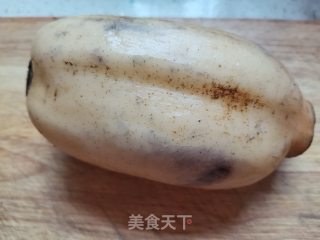 龙骨炖湖藕的做法步骤：1