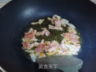 生炒糯米饭的做法步骤：2