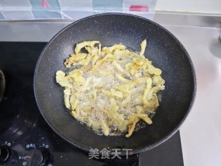 椒盐蘑菇的正确做法❗️酥脆咸香不油腻的做法步骤：9
