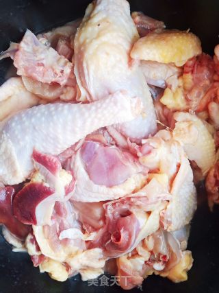 红烧鸡肉烩菜的做法步骤：2