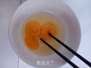 韭菜煎蛋的做法步骤：2