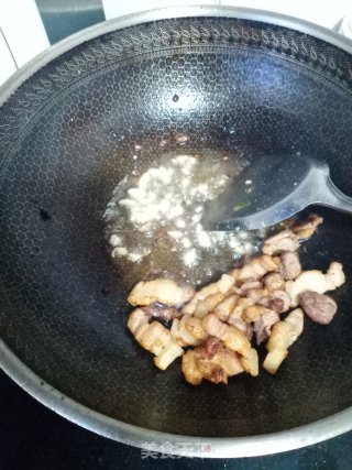 包菜五花肉的做法步骤：6