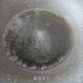 咸肉炒芦笋的做法步骤：3