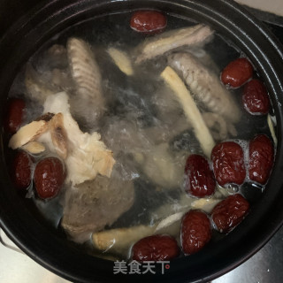 黄芪当归鸽子汤的做法步骤：6