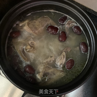黄芪当归鸽子汤的做法步骤：7