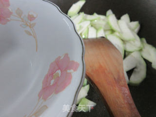 鸡蛋干炒夜开花的做法步骤：6