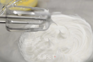 软嫩无法抗拒的【舒芙蕾松饼????】的做法步骤：5
