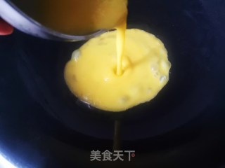 西葫芦炒鸡蛋的做法步骤：7