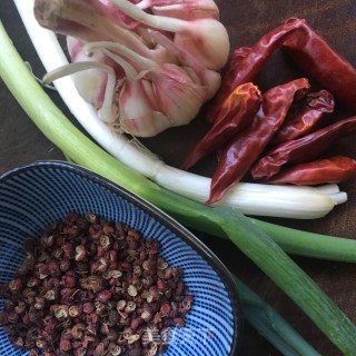 香辣虾仁土豆条的做法步骤：3