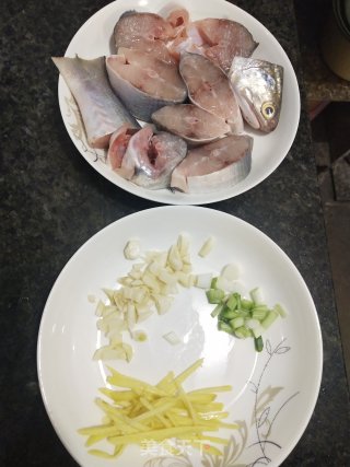 酱烧马友鱼的做法步骤：4