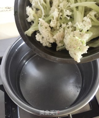 咖喱鱼蛋的做法步骤：4