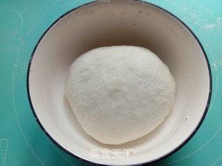 韭菜豆腐包子的做法步骤：4