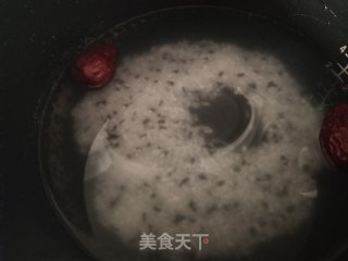 黑米红枣粥的做法步骤：2