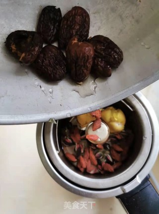 红枣双花茶的做法步骤：4