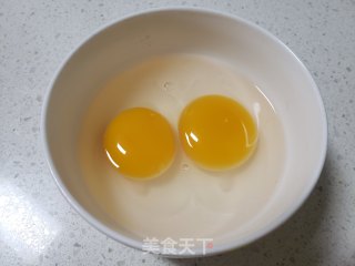 蒜苔鸭蛋炒米的做法步骤：5