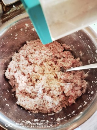 三鲜鲅鱼饺子的做法步骤：7