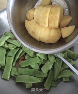 东北扁豆炖上肉的做法步骤：9
