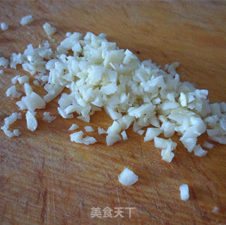 蒜香菜芯西兰花的做法步骤：2