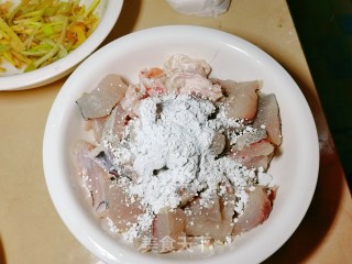 麻辣酸菜豆腐鱼的做法步骤：3