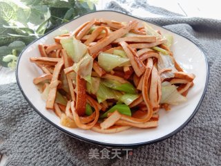 大葱炒香干的做法步骤：6
