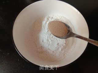 菠菜汁花卷的做法步骤：5