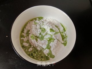 菠菜汁花卷的做法步骤：7