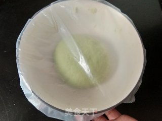 菠菜汁花卷的做法步骤：9