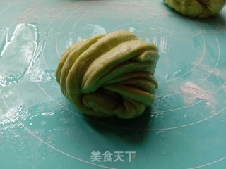 菠菜汁花卷的做法步骤：19