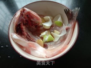 干烤鲈鱼的做法步骤：3