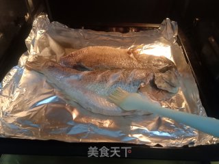 干烤鲈鱼的做法步骤：5