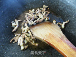 肉丝笋丝炒双菇的做法步骤：6
