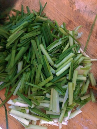 野葱炒蕨菜的做法步骤：2