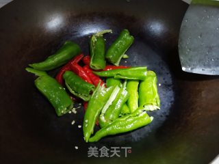 煎椒拌茄子的做法步骤：3