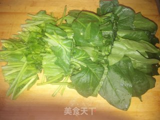 快手老醋菠菜的做法步骤：1