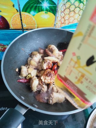 香菇鸡块的做法步骤：14