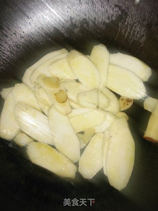 山药炒木耳的做法步骤：5
